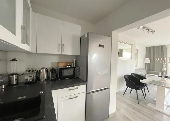 F10 Sky Appartement *