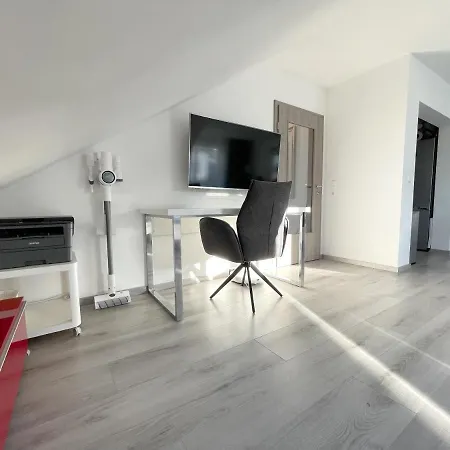 Apartment F10 Sky *